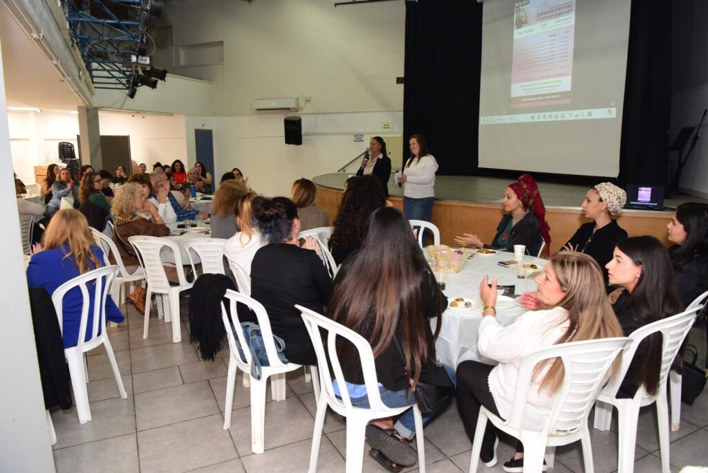 המפגש הראשון של קהילת נשות העסקים ברמת השרון בשיתוף להב