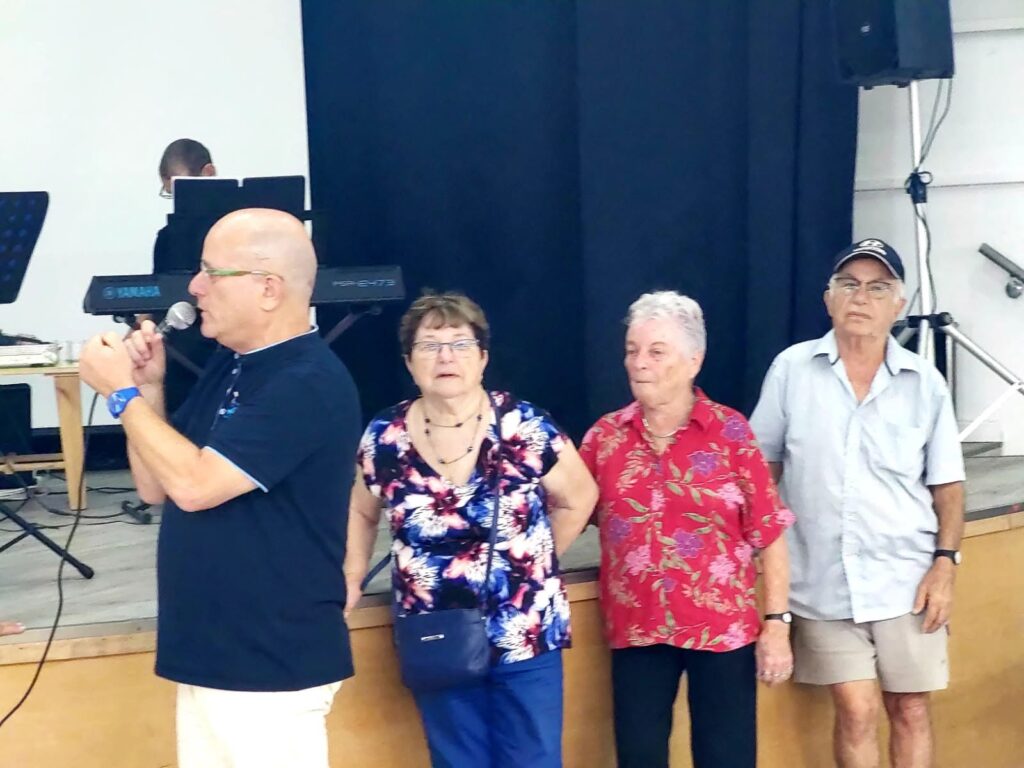 מלי ובצלאל בזק מקימי המועדון