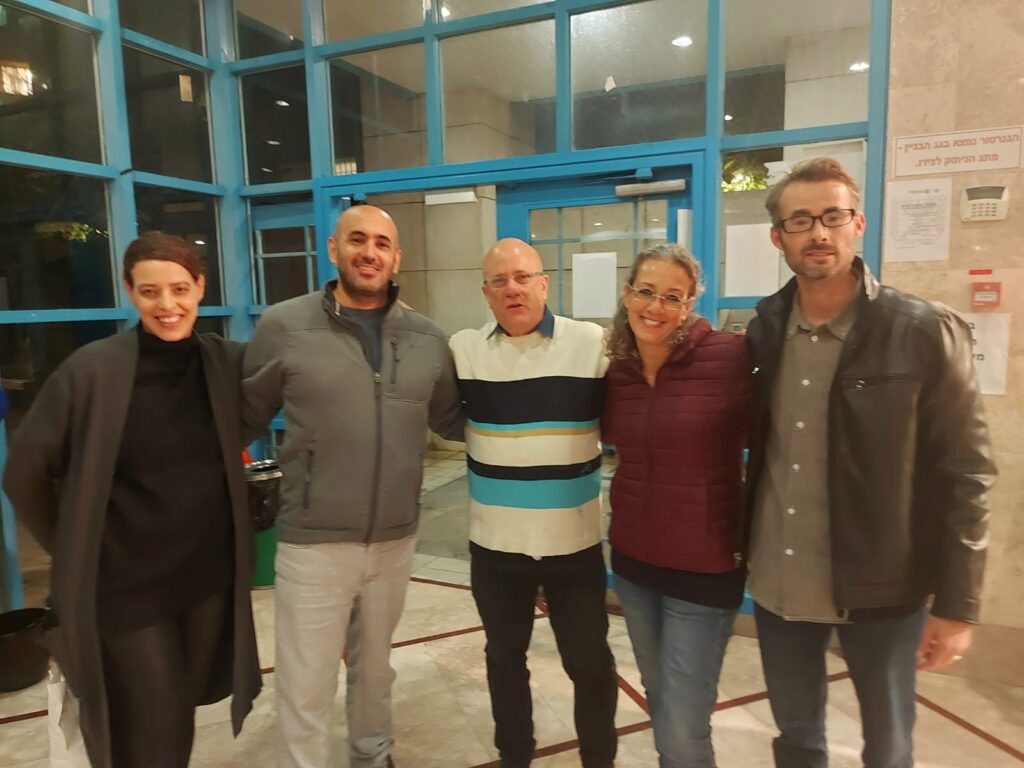 אורן זיו עם הנהלת העיר ומגוונים